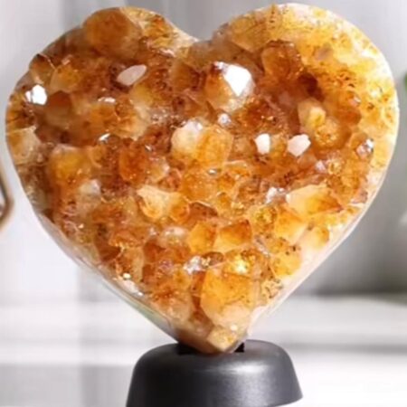 Citrine Heart Crystal – Abundance & Positivity