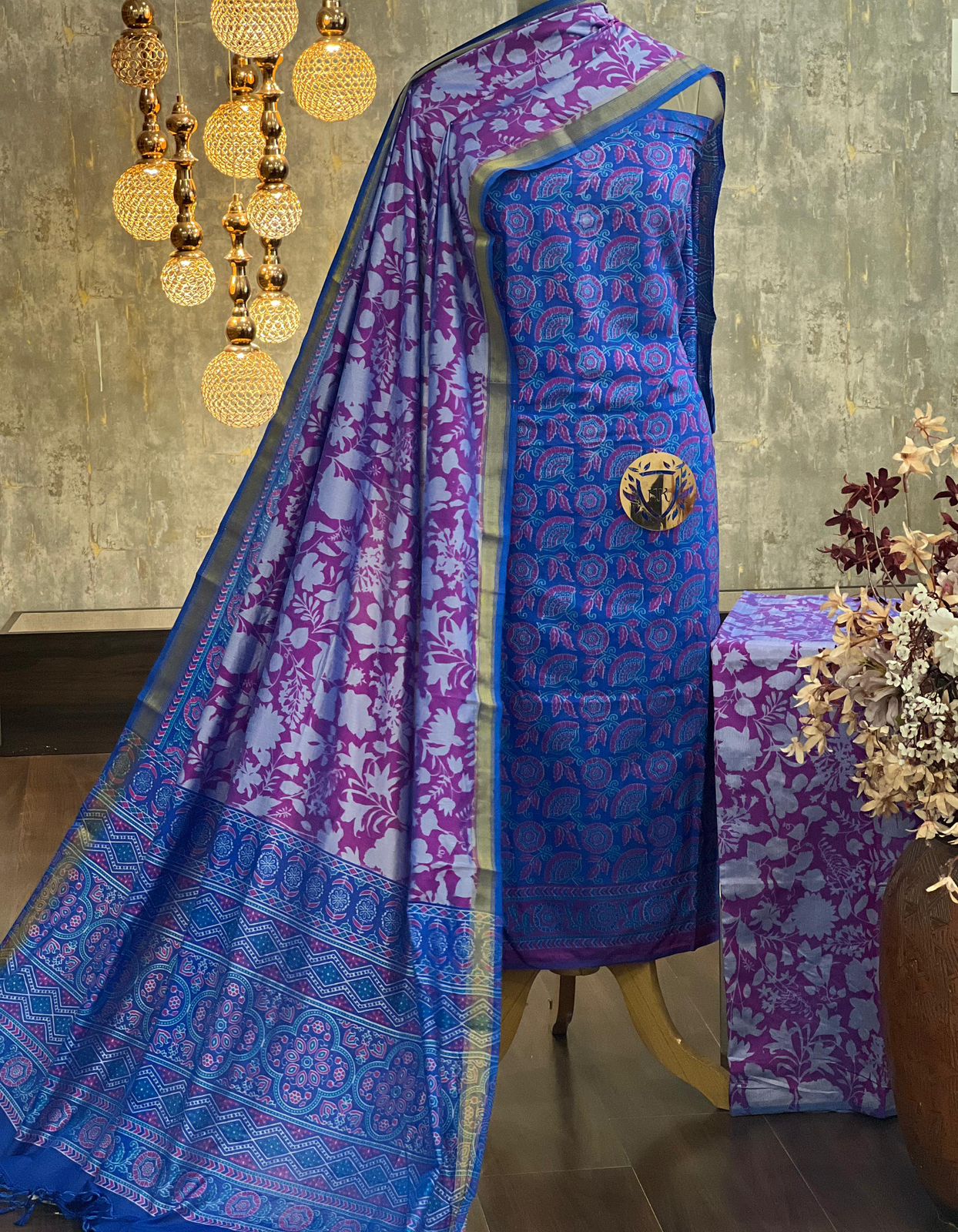 Elegant Patola Printed Silk Unstitched Suit Set with Dupatta