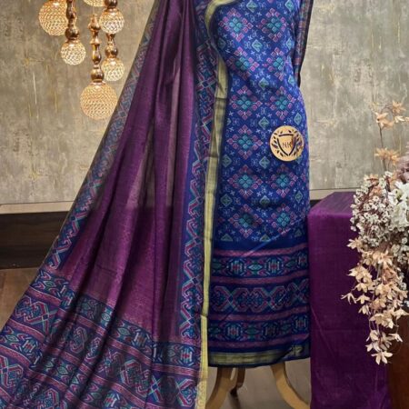 Exquisite Patola Printed Silk Suit Set with Zari Border & Dupatta