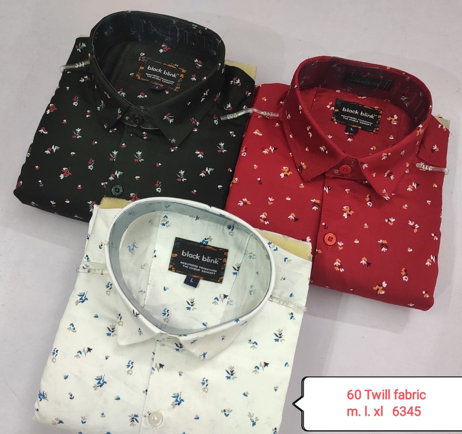 Black Blink Men's Floral Printed Twill Fabric Casual Shirt